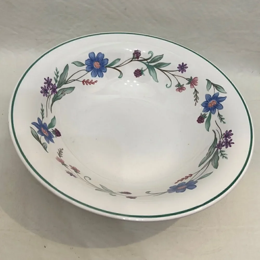Oneida Ava Serving Bowl Floral Green Blue Pink Purple 9 1/4 Round X 2 1/2 Tall